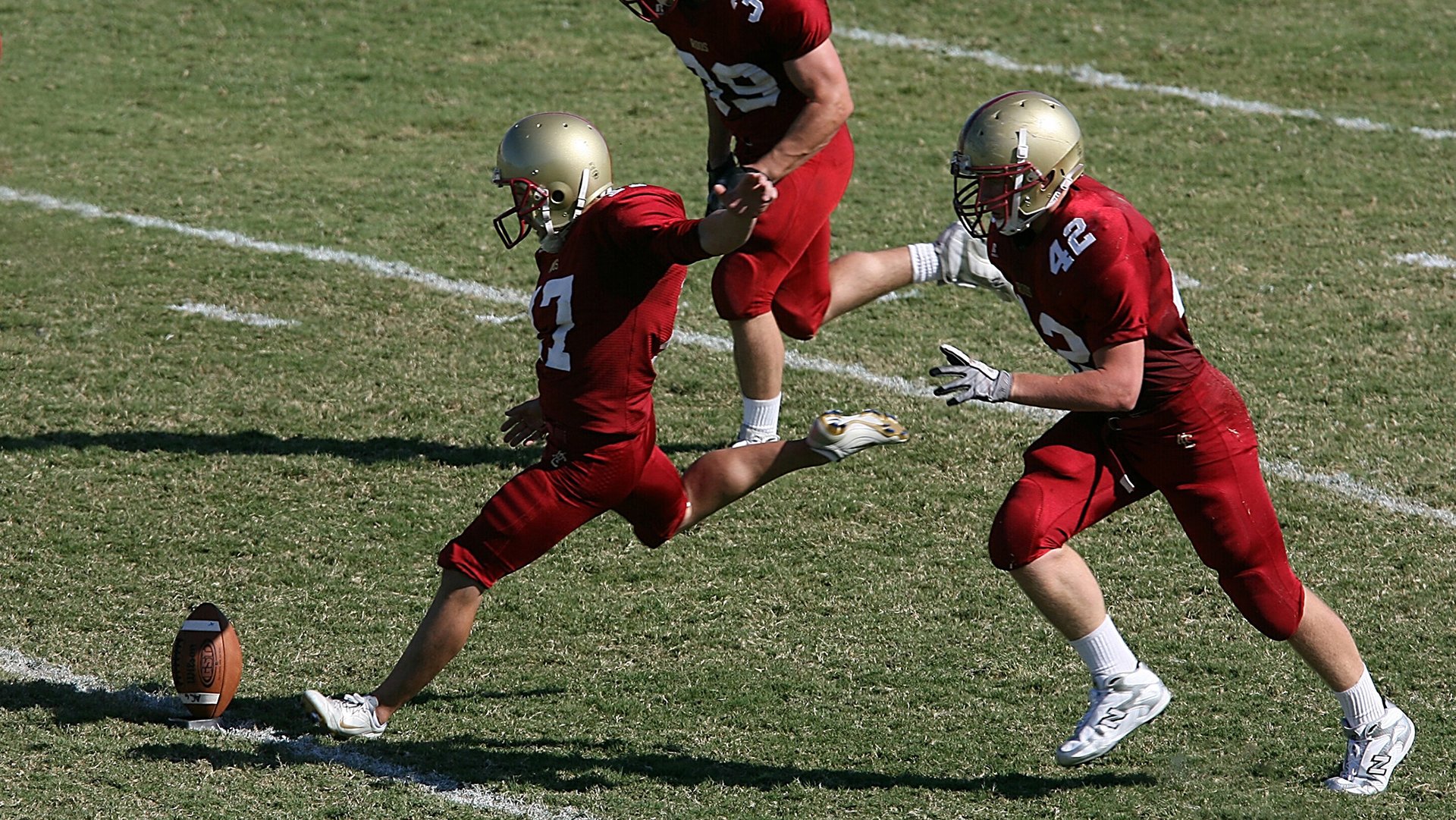 Kaiyun官方登录入口-法甲多支豪门大规模引援，争夺冠军成为焦点，法甲豪门球队